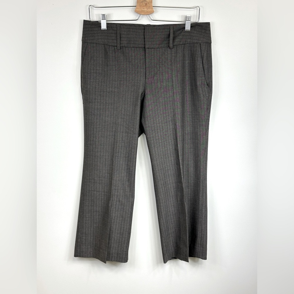 EC, Sz. 8, Banana Republic Brown Pinstriped Dress Pant
